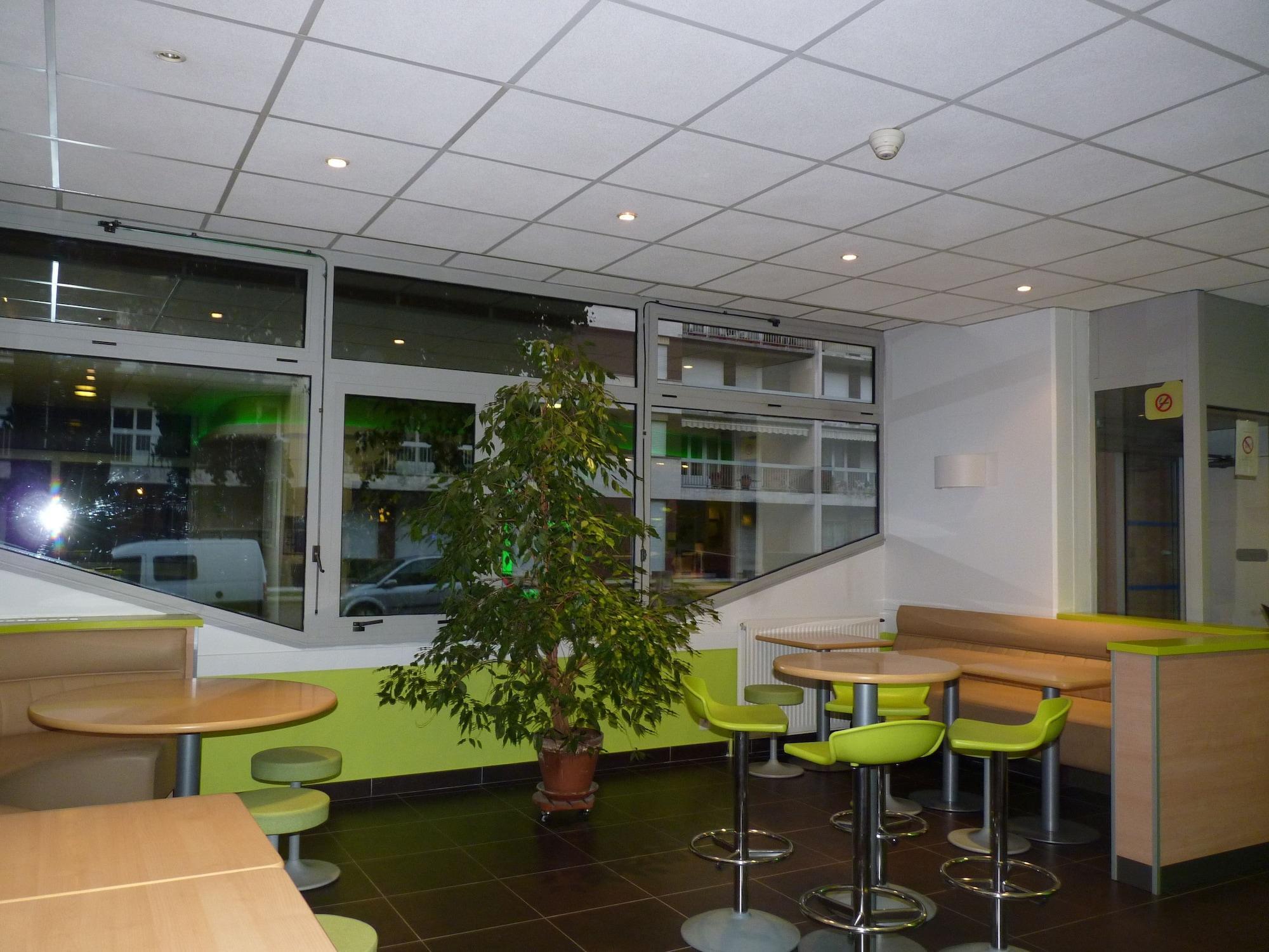 Greet Hotel Evreux Centre - Route De Normandie By Accor Eksteriør billede